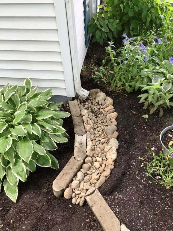 Block and Pebble Gutter Channel
