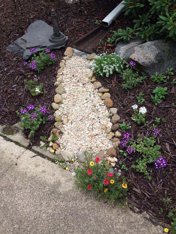 Pebbled Garden Delta